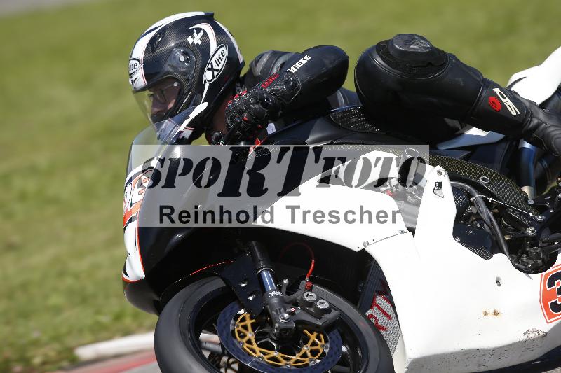 /Archiv-2024/29 12.06.2024 MOTO.CH Track Day ADR/Gruppe rot/106